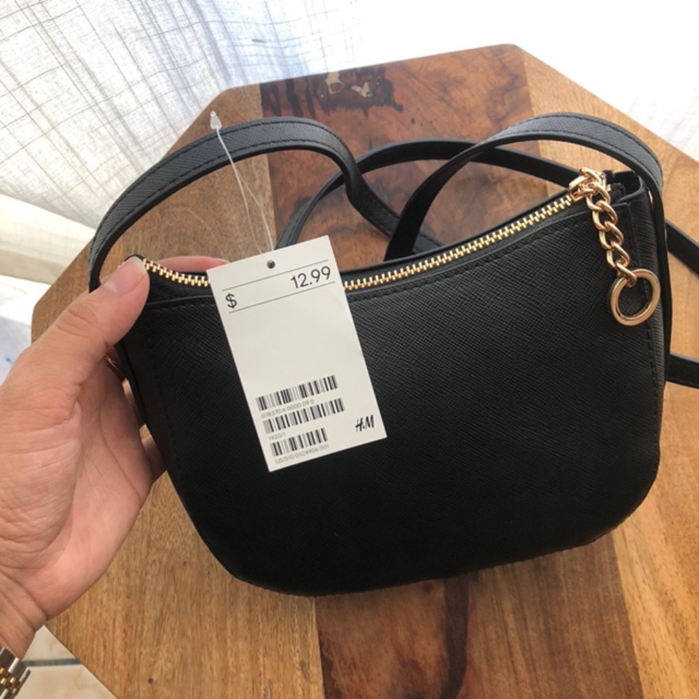 H&M Black Cross Body Shoulder Bag w Gold Hardware